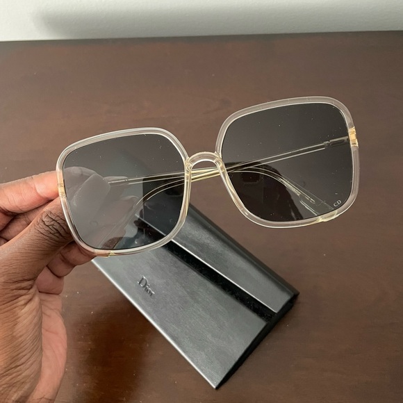 Christian Dior Sunglasses - Picture 5 of 6